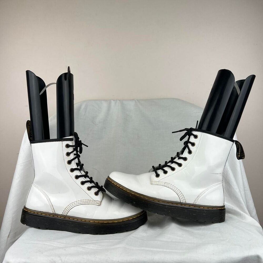 Dr. Martens Zavala White Leather Lace Up Boots Size 9